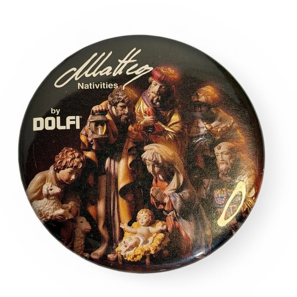 VTG Dolfi Nativities Pinback Button Brown Mattei Art Christmas Religious 3 in‎